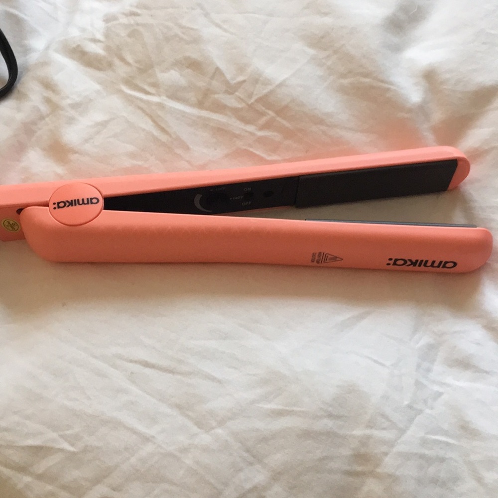 Amika Hair Straightener never been used